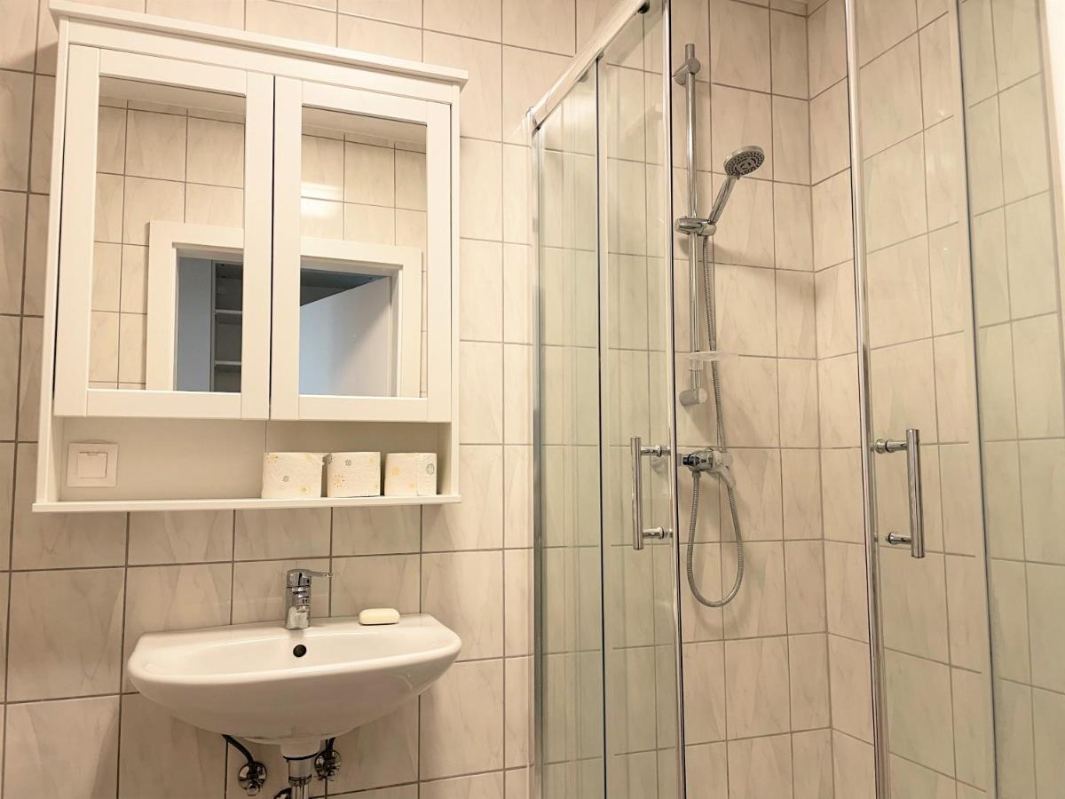 Holiday Suites Sankt Martin 克拉根福 外观 照片